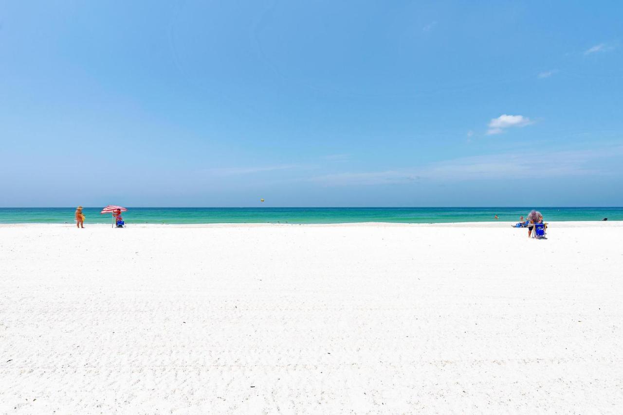 Anna Maria Island Runaway Tropical Dream-One Minute Walk To The Beach-Heated Pool Bradenton Beach Kültér fotó