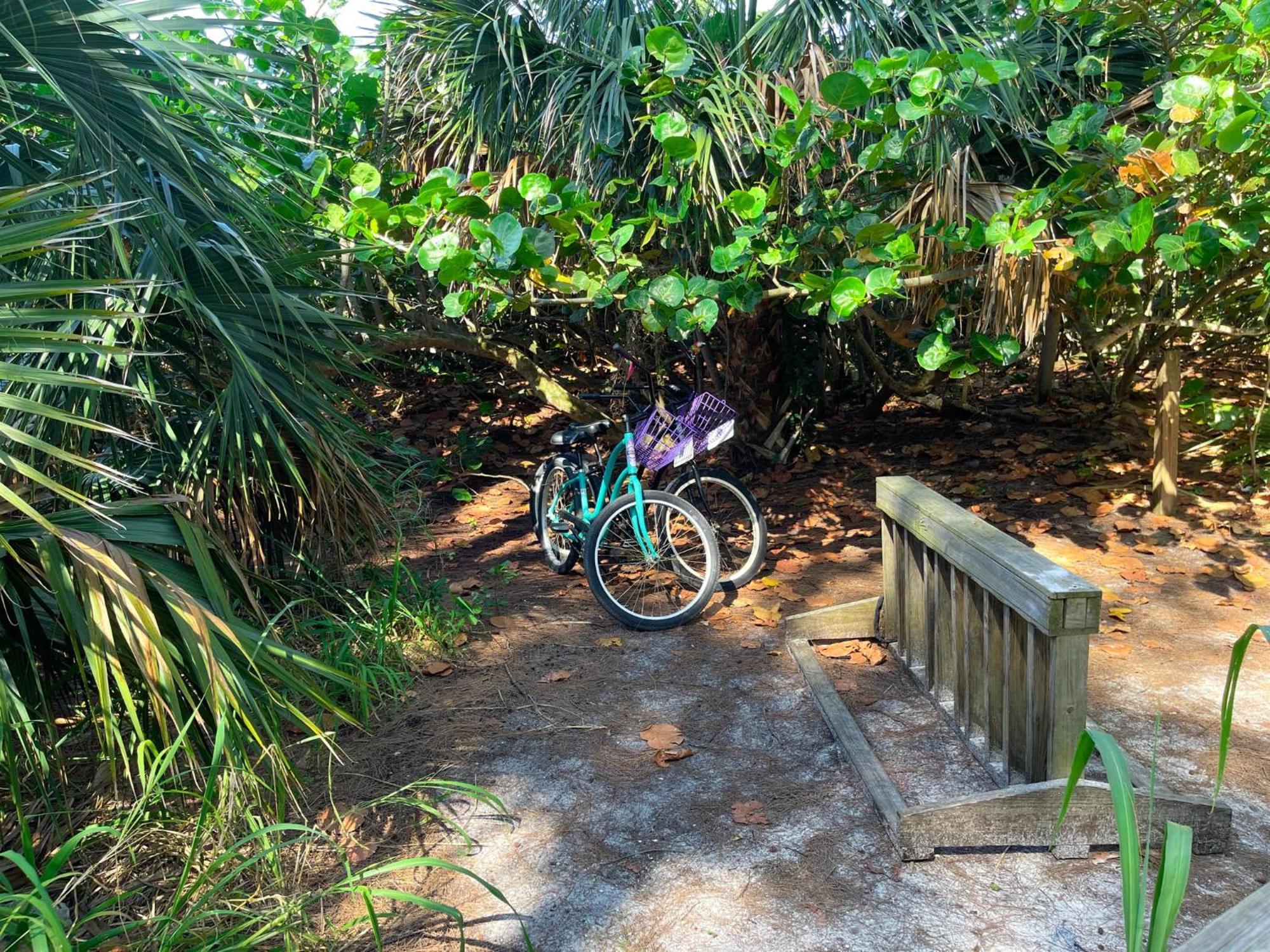 Anna Maria Island Runaway Tropical Dream-One Minute Walk To The Beach-Heated Pool Bradenton Beach Kültér fotó