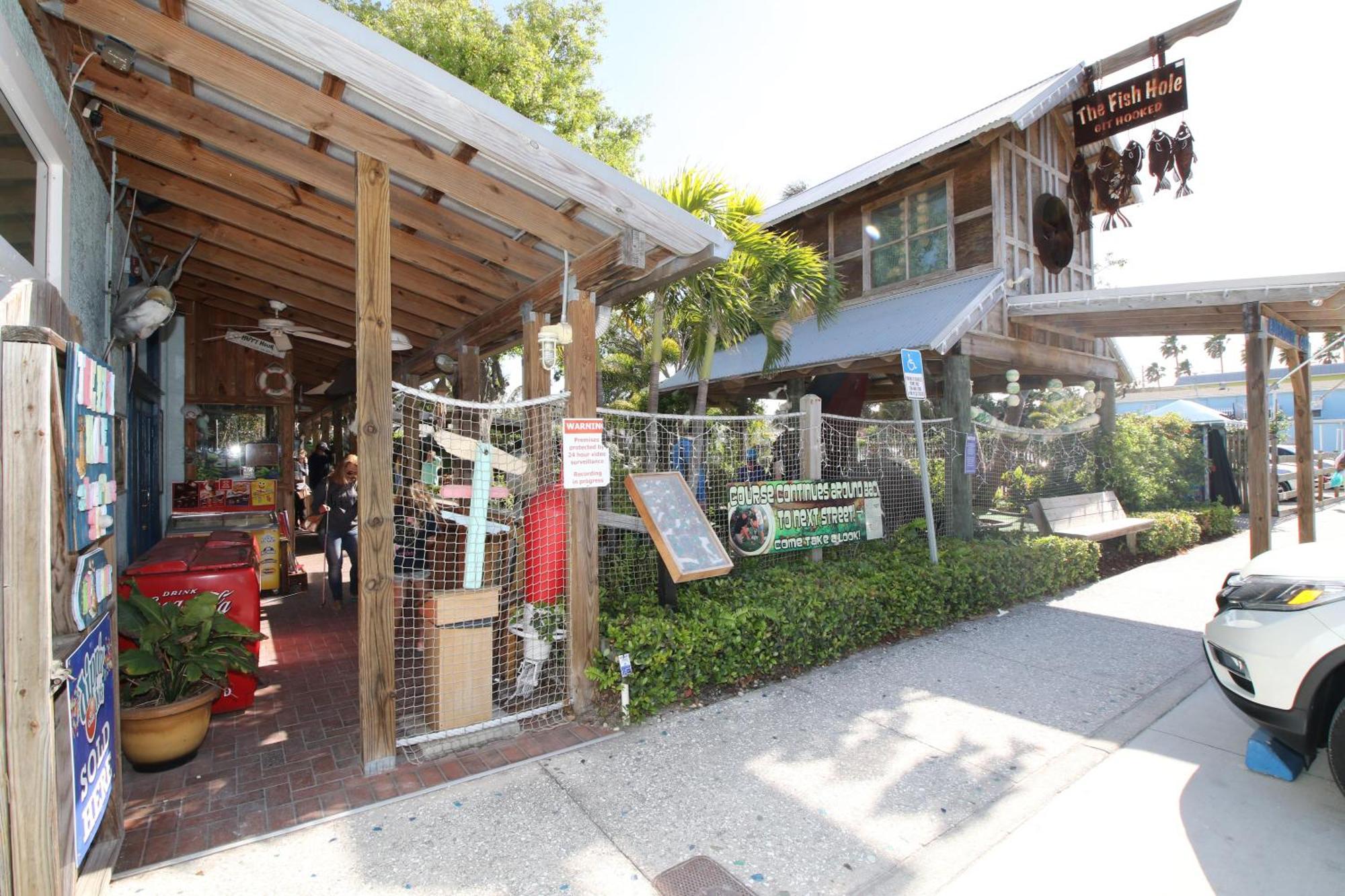 Anna Maria Island Runaway Tropical Dream-One Minute Walk To The Beach-Heated Pool Bradenton Beach Kültér fotó