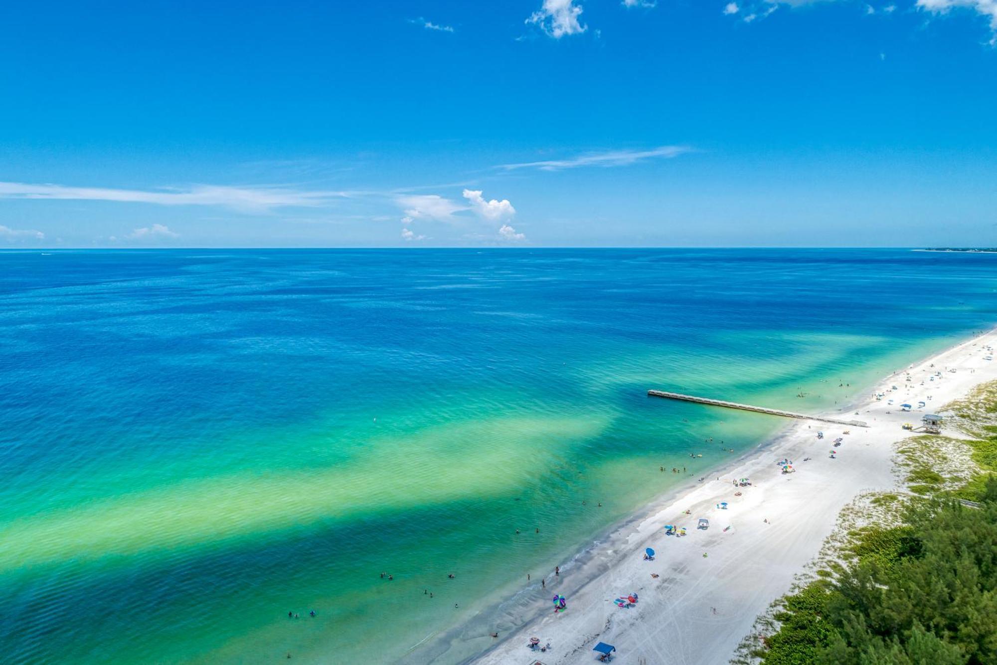 Anna Maria Island Runaway Tropical Dream-One Minute Walk To The Beach-Heated Pool Bradenton Beach Kültér fotó