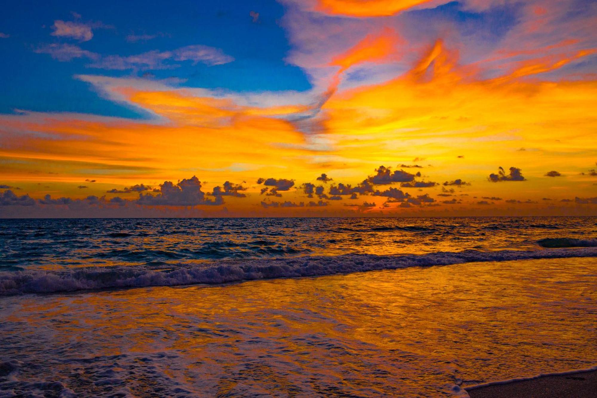 Anna Maria Island Runaway Tropical Dream-One Minute Walk To The Beach-Heated Pool Bradenton Beach Kültér fotó
